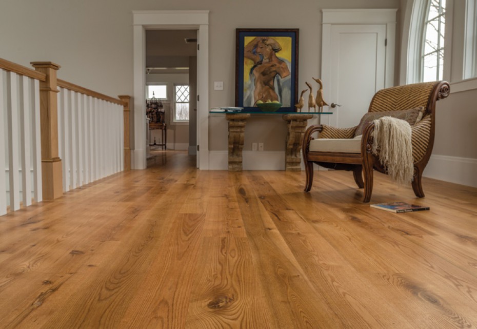 Live Sawn Red Oak Floor. Trim and Mouldings by Ponders Hollow.